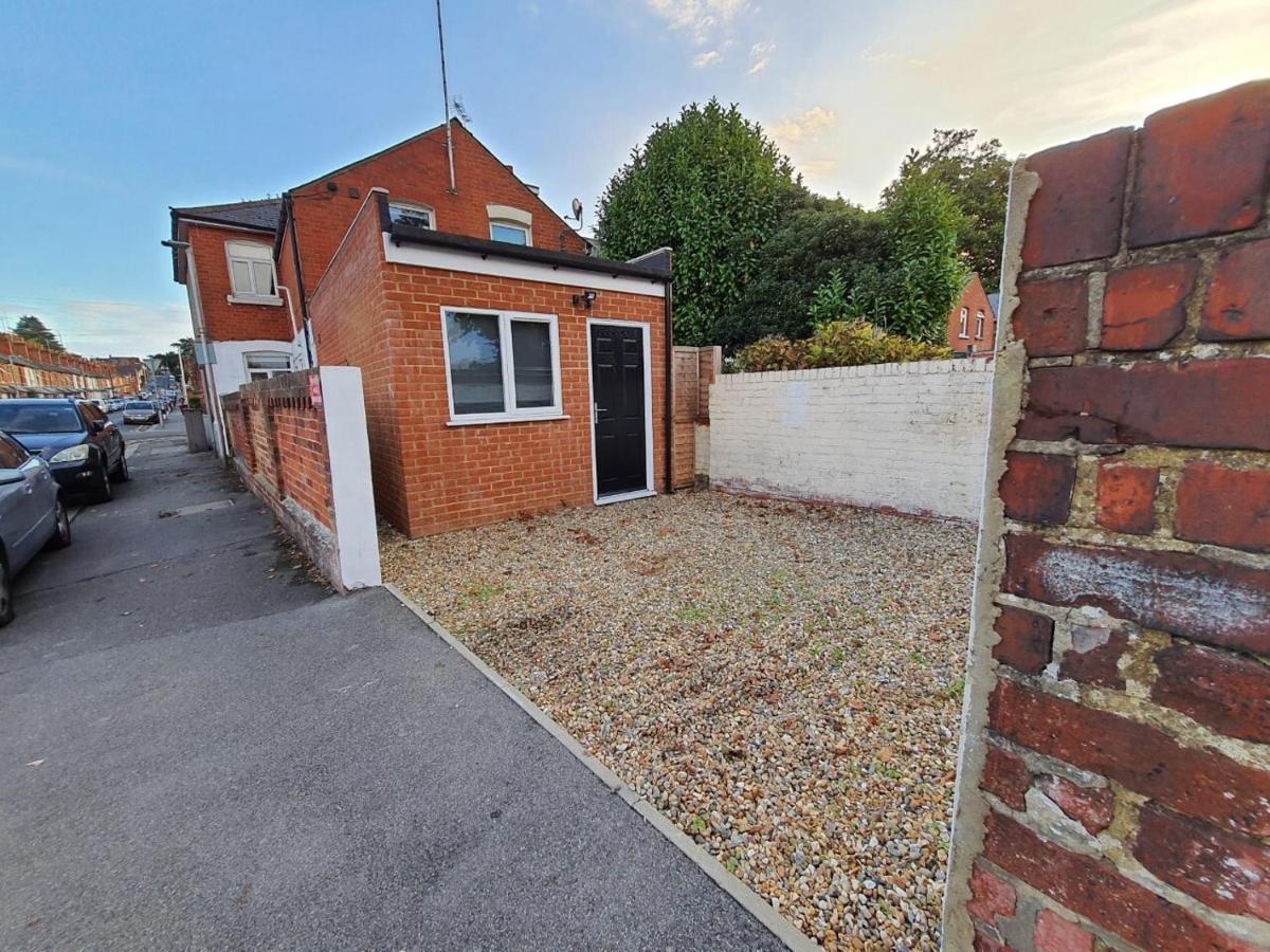Beautiful Accommodation Near Reading City Centre Buitenkant foto