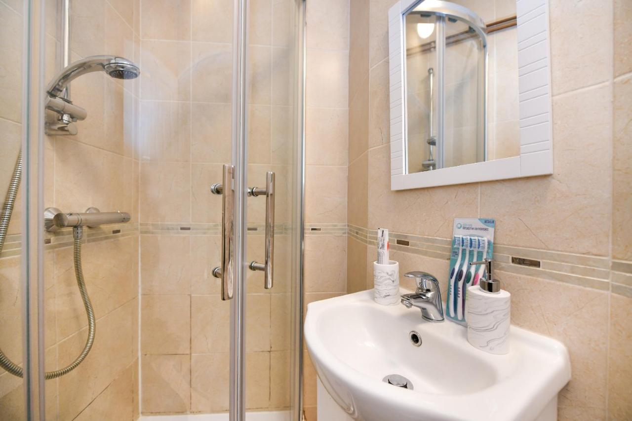 Beautiful Accommodation Near Reading City Centre Kamer foto